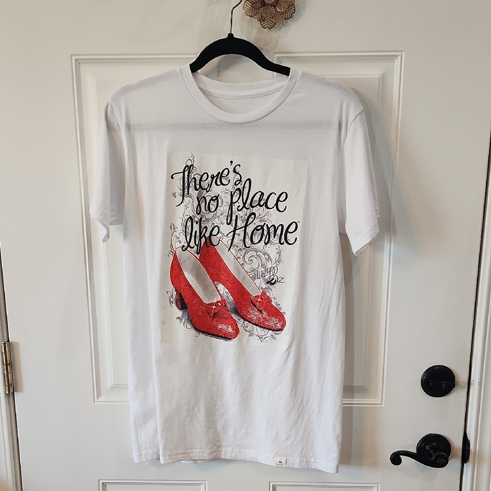 Nwot Wizard Of OZ Tshirt